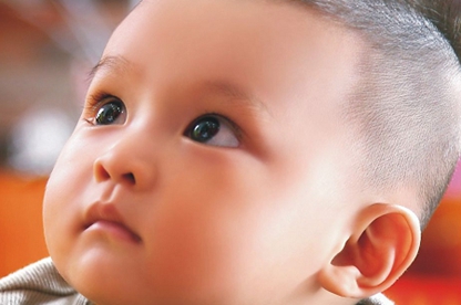 男孩子取名字带奕字 奕字的男孩名字的寓意 男孩子取名字带奕字 奕字的男孩名字的寓意