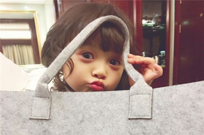 女孩双胞胎起名大全 双胞胎姓名大全女孩 女孩双胞胎起名大全 双胞胎姓名大全女孩