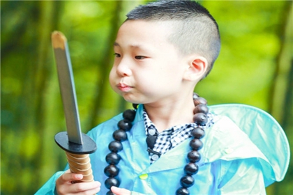 2022年男宝宝的五行名字 2022年男孩名字大全