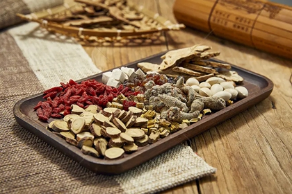 药材公司起名 用三个字代表中药公司名字