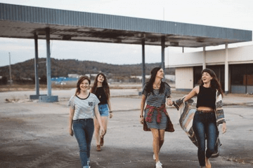 班级名称大全有特色(给班级取个特色名字)