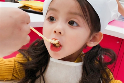 农历九月出生的女宝宝起名 农历九月份女孩取名