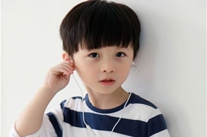 姓边的男孩名字大全 边姓好听的名字男孩