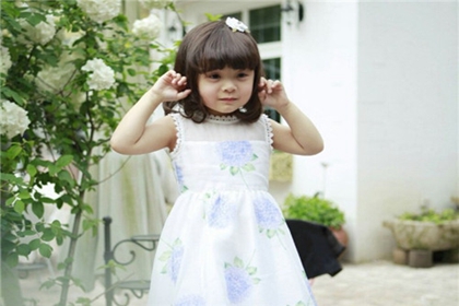 冯取名字大全女孩名字 女宝宝姓冯的名字