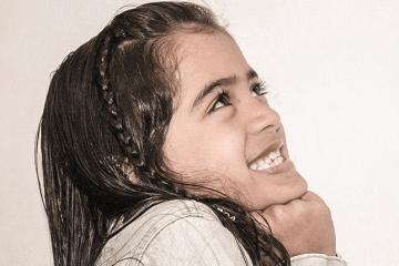 带妮字洋气的女孩名字 妮字取名(妮字取名洋气女孩名字寓意)