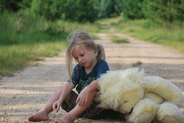 唐诗女孩文雅有寓意的名字(女孩单字寓意好的名字)