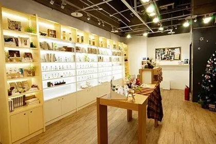 化妆品店取名字大全 化妆品店怎么取名好听