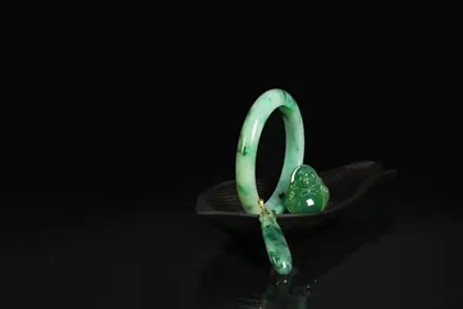 翡翠店铺取名 翡翠珠宝店怎么取名