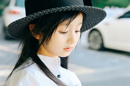 何姓女孩名字大全 何姓女孩好听的名字