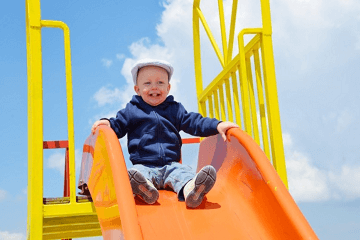 带焱的男孩名字(带焱的男孩名字两个字)
