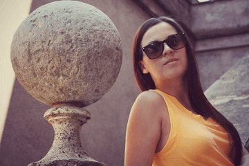 高雅有诗意的女孩名字取自成语(带有诗意的名字女孩)