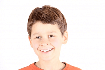 寓意聪明的男孩名字(男孩英文名字大全及寓意)