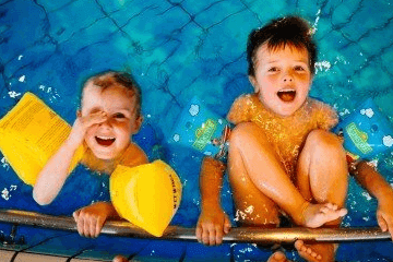 诗词中唯美的男孩名字(梁姓男孩名字诗词)