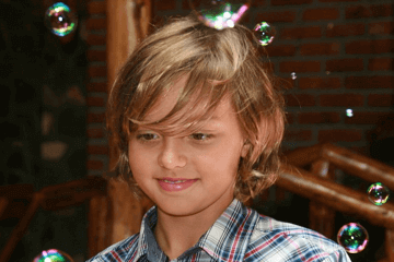 高雅有诗意的男孩名字四个字(高雅有诗意的男孩名字姓张)