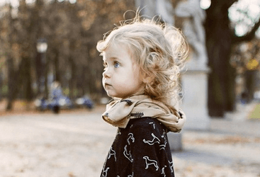 什么英文名字好听女生(香港英文名字女生简单好听)