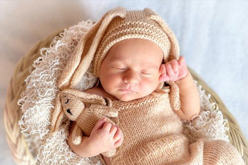 男婴儿名字大全姓王(高姓名字大全男)