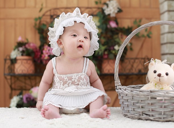 给姓李的女宝宝起名字(冯姓女宝宝名字大全)