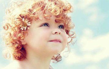 好听的董姓男孩名字大全(董姓男孩带锦押韵好听霸气名字)