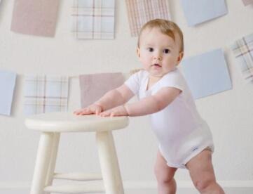 孩子取名字大全2023女孩228个(取名字2023女孩)